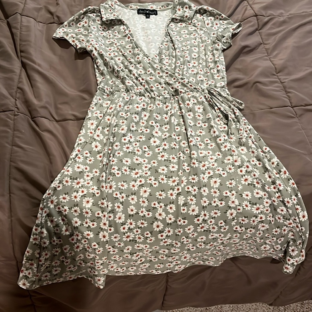 Cute Floral Derek Heart Collared Dress